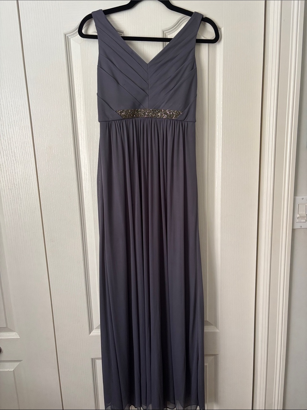 DAVIDS BRIDAL - Grey V-Neck Bridesmaid/Prom Dress